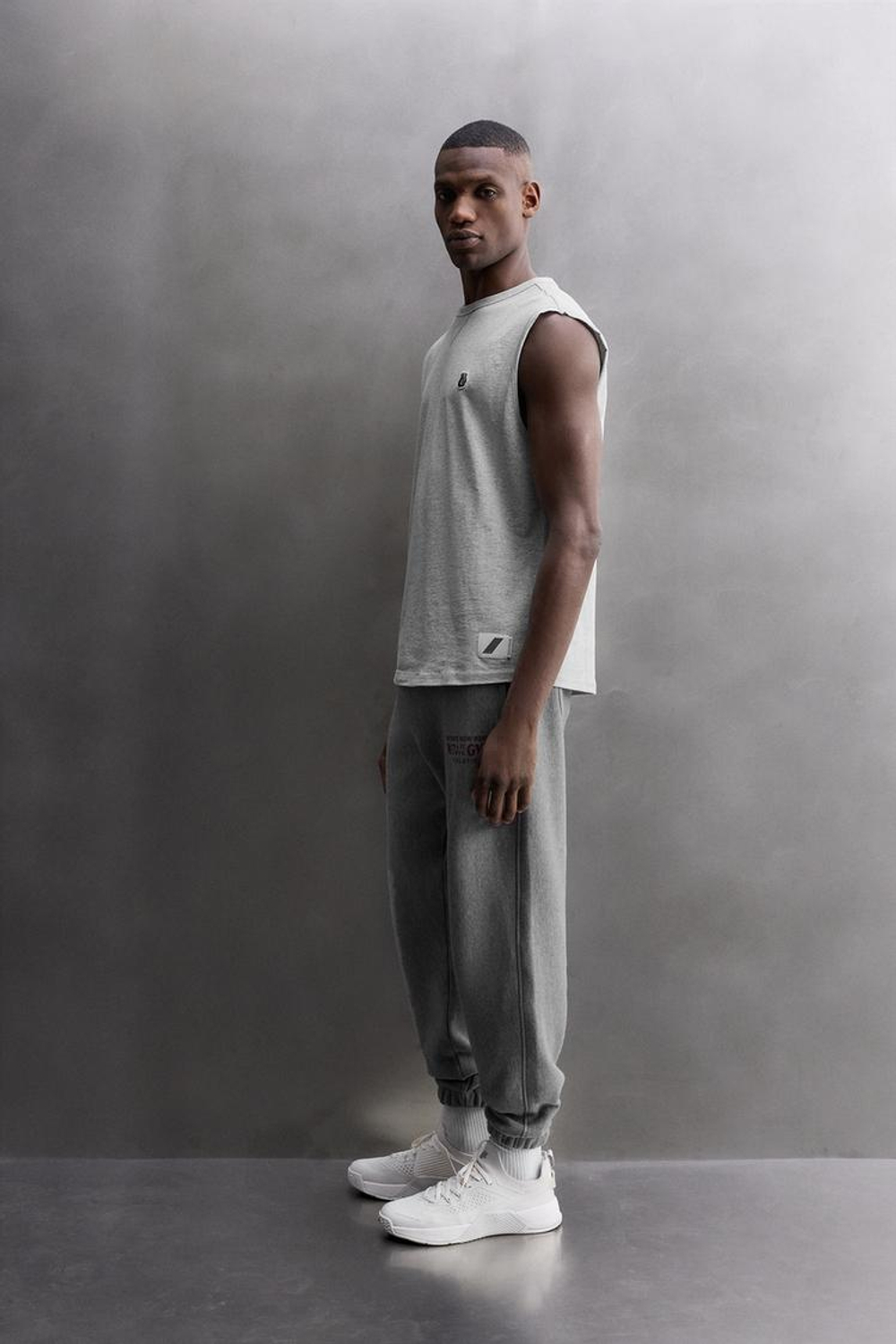 ZARA МАЙКА С ВЫШИВКОЙ, СЕРЫЙ МЕЛАНЖ