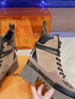 Louis Vuitton Laureate Desert Boot