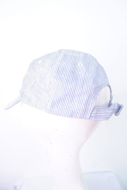 Кепка в полоску