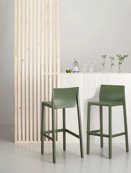 Полубарный стул Kate зеленый
