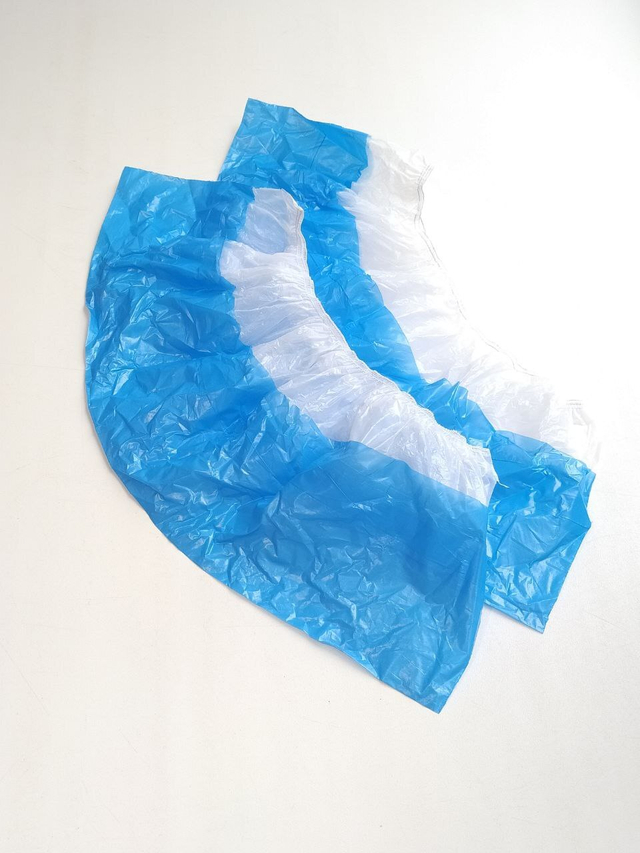 Бахилы п/э 6г, с 2-ой резинкой и 2-ой подошвой