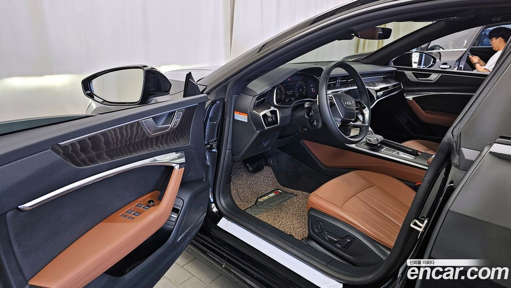 Audi A7 (4K) 55 TFSI e Quattro Premium (09.2023)
