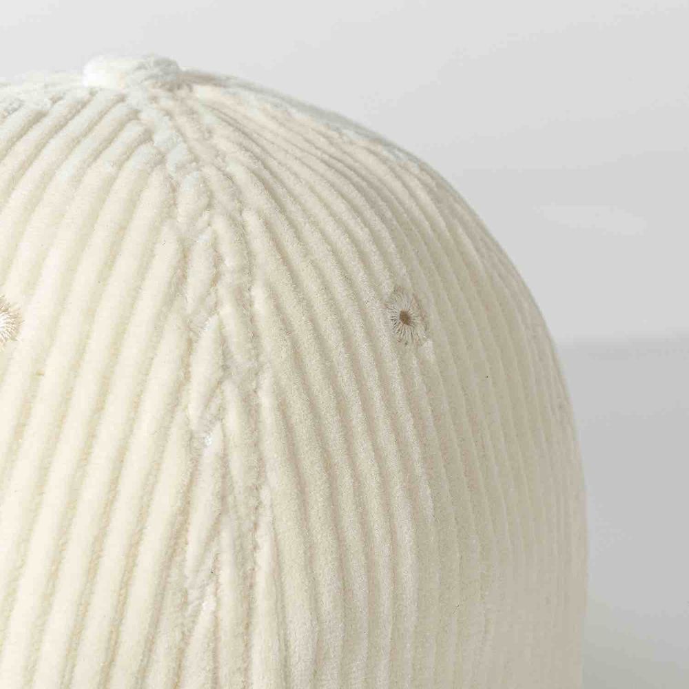 Купить Кепка Ymkashix Velvet Face Flower белая Кепка Ymkashix Velvet Face Flower белая