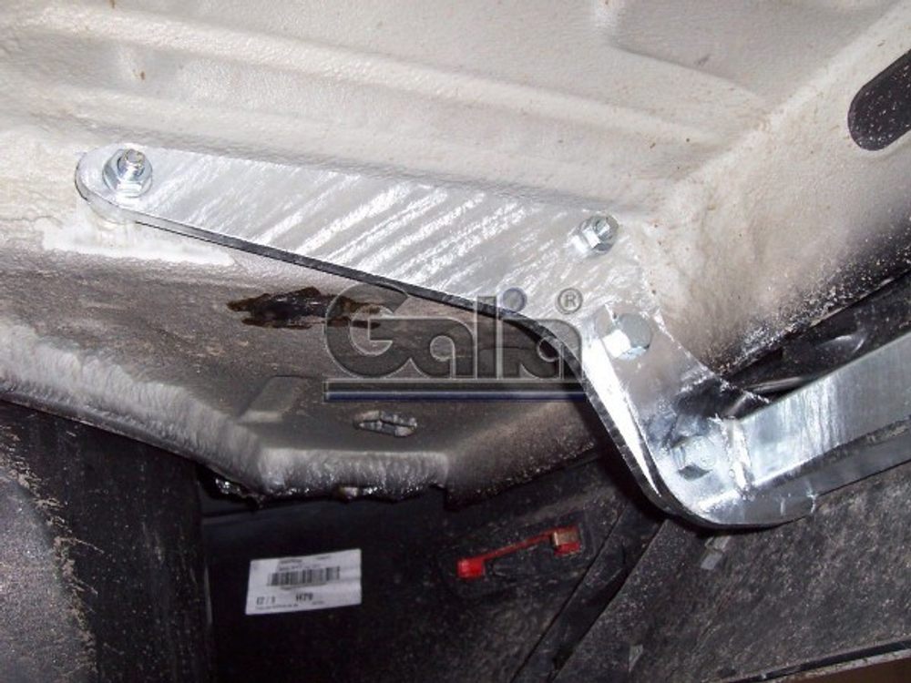 Фаркоп оцинкованный Galia D041C для Renault Duster 2010-2015, 2015-2019 2WD/4WD, Nissan Terrano 2014-(паспорт и сертификат в комплекте)(без электрики)