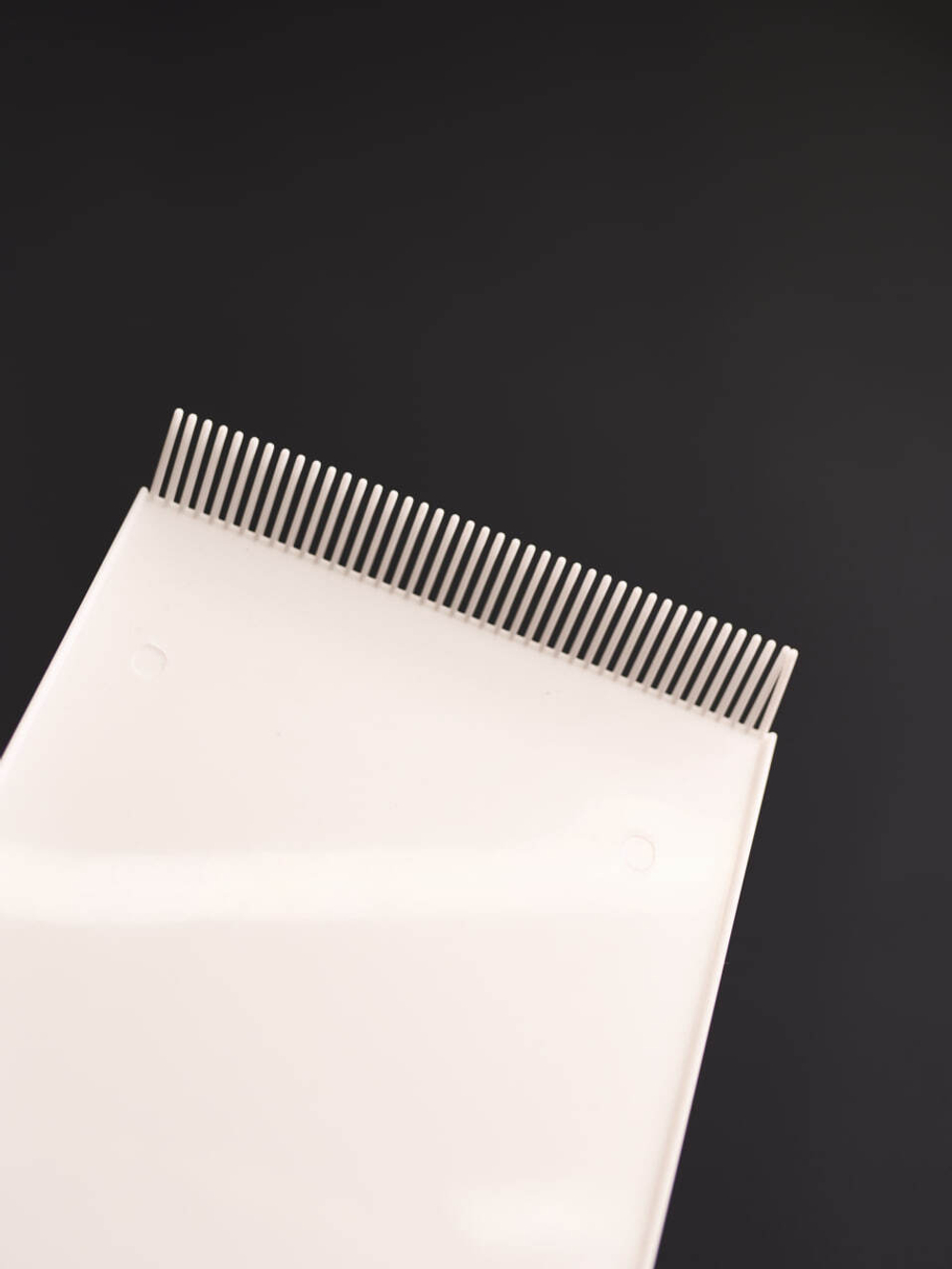 Планшет с гребнем