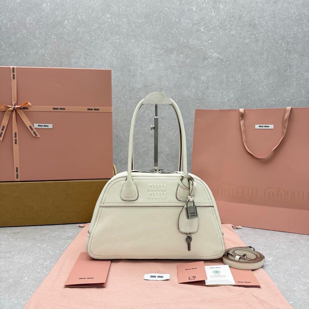 Miu Miu Vivant Bag 32 cm