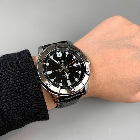 Наручные часы Casio MTP-VD01L-1EVUDF