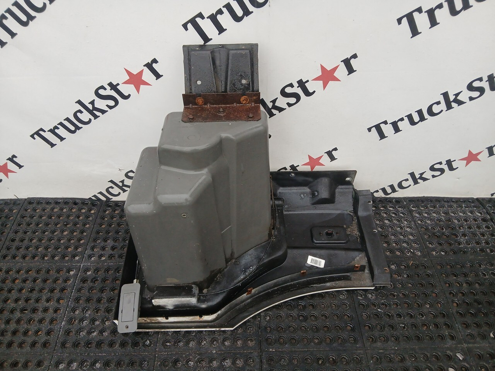 Ящик инструментальный левый в сборе