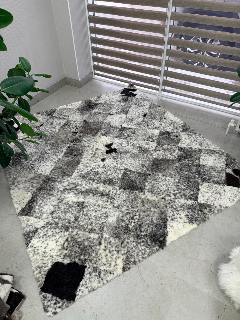 Ковер прямоугольный натуральный мех овчина, 220 х 200 см.