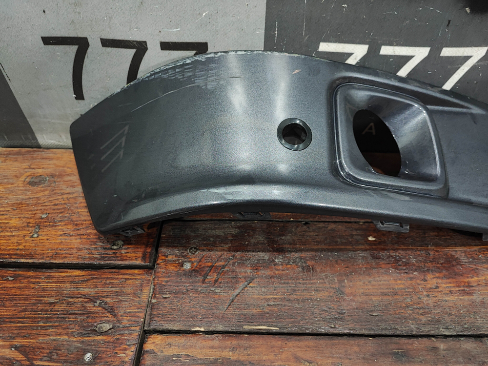 Накладка ПТФ передняя правая Tank 300 21-нв Б/У Оригинал 2803436XKM01A