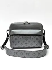 Сумка-мессенджер Louis Vuitton Outdoor серебряный