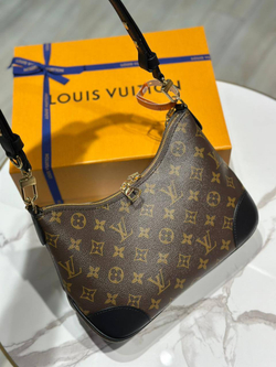 Сумка Louis Vuitton