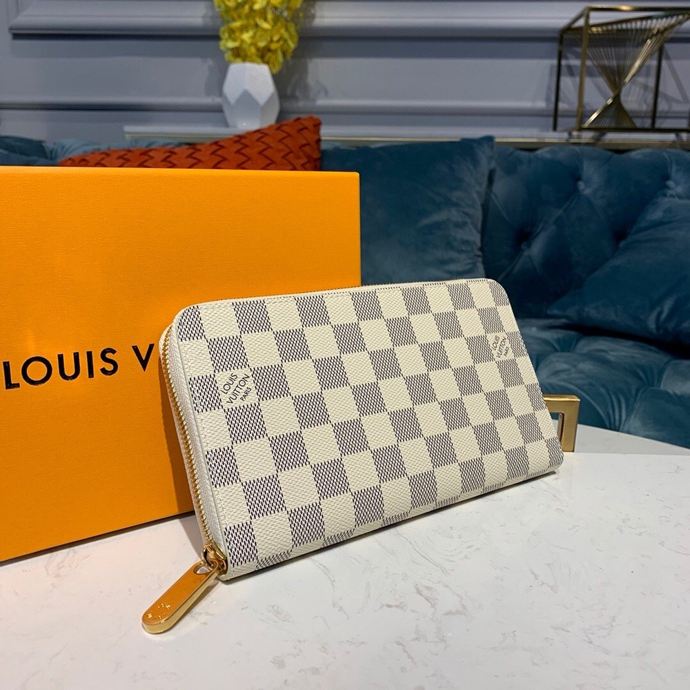 Louis Vuitton Zippy Organizer
