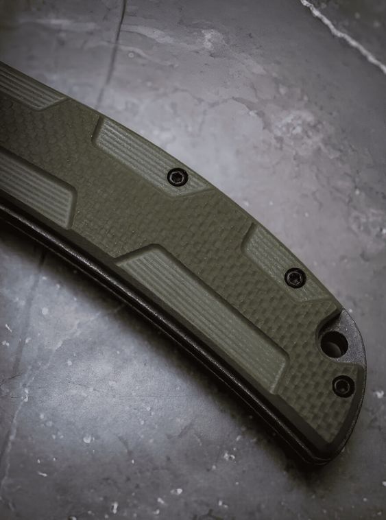 Складной нож из стали D2 Extrema-Ratio Олива