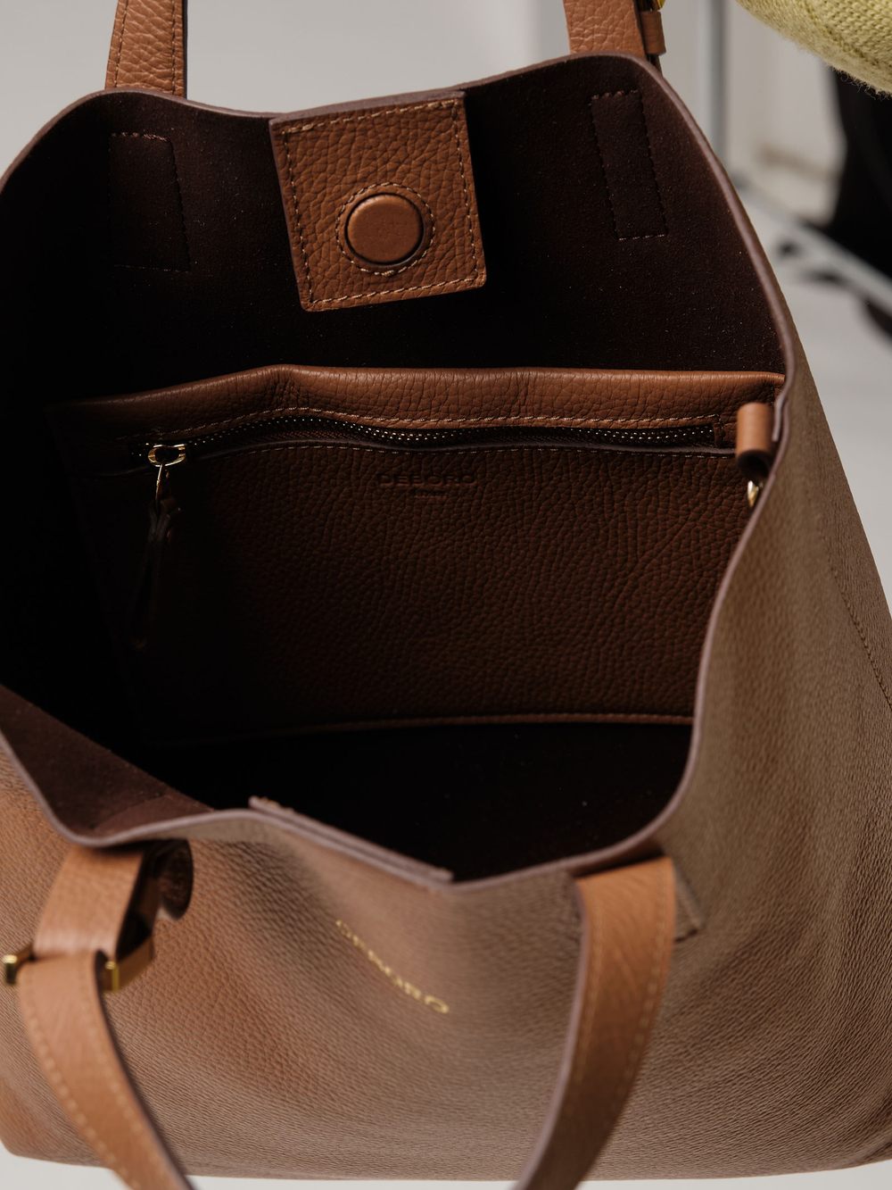 Кожаная сумка шоппер Deboro 30954 орех