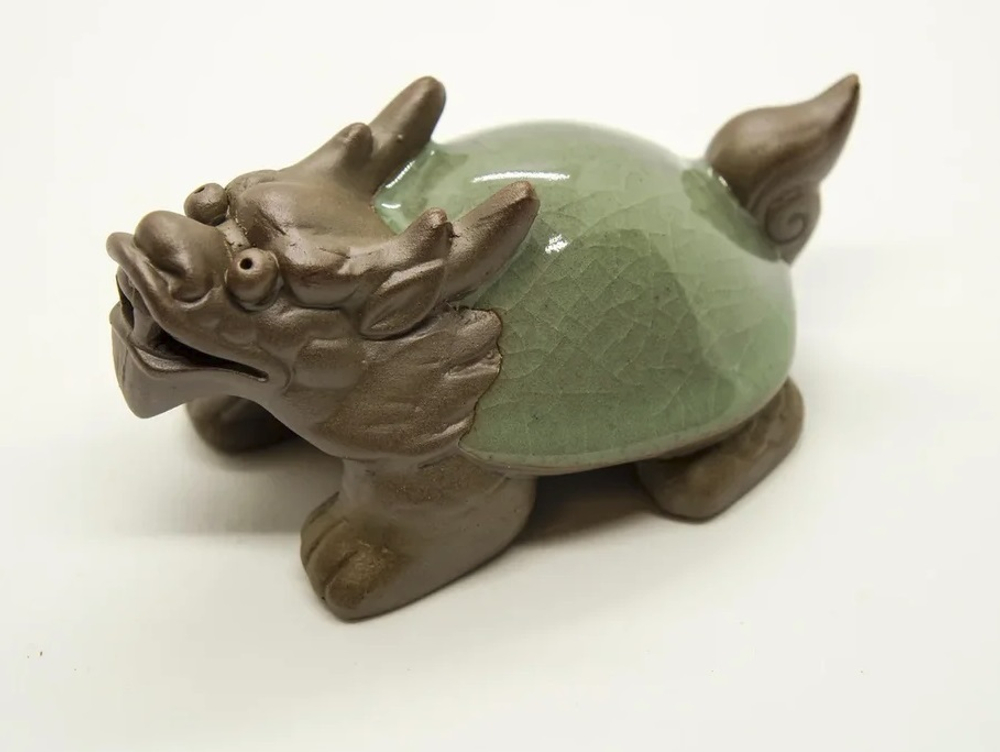 243030 Фигурка СЕЛАДОН+Глина "Черепаха-Дракон", 5,5 см х 10 см