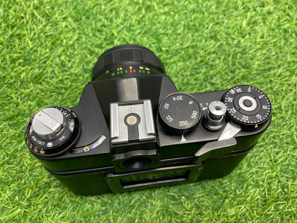 Zenit 11 + Helios-44M-4