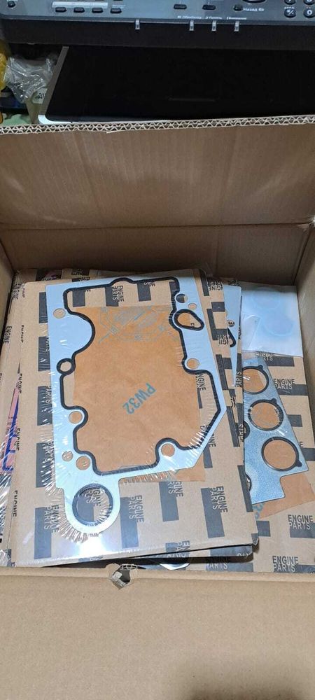 Набор прокладок верх (на 4 ГБЦ) АРТ: 4089200/4376323