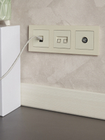 BRITE Розетка TV проходная РТВ10-0-БрКр бежевый IEK