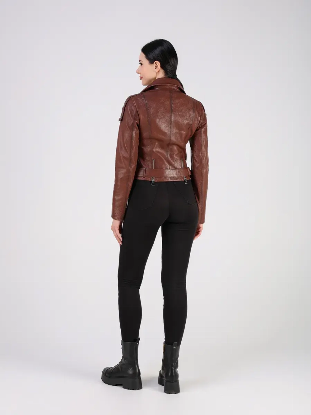 Кожаная куртка демисезонная косуха