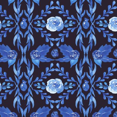 Синий цветочный узор на черном