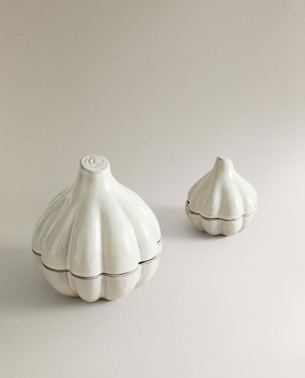 ZARA HOME БАНКА ДЛЯ ХРАНЕНИЯ «ЧЕСНОК», КРЕМОВЫЙ