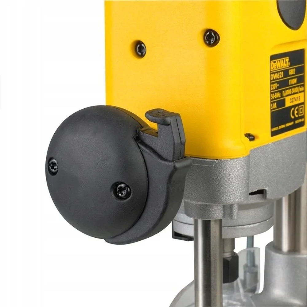 Фрезер двуручный DEWALT DW621K, DW621K-QS