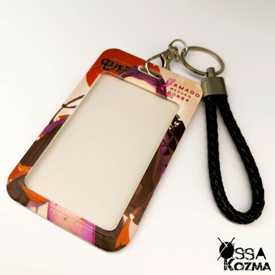 Кардхолдер Незуко Камадо