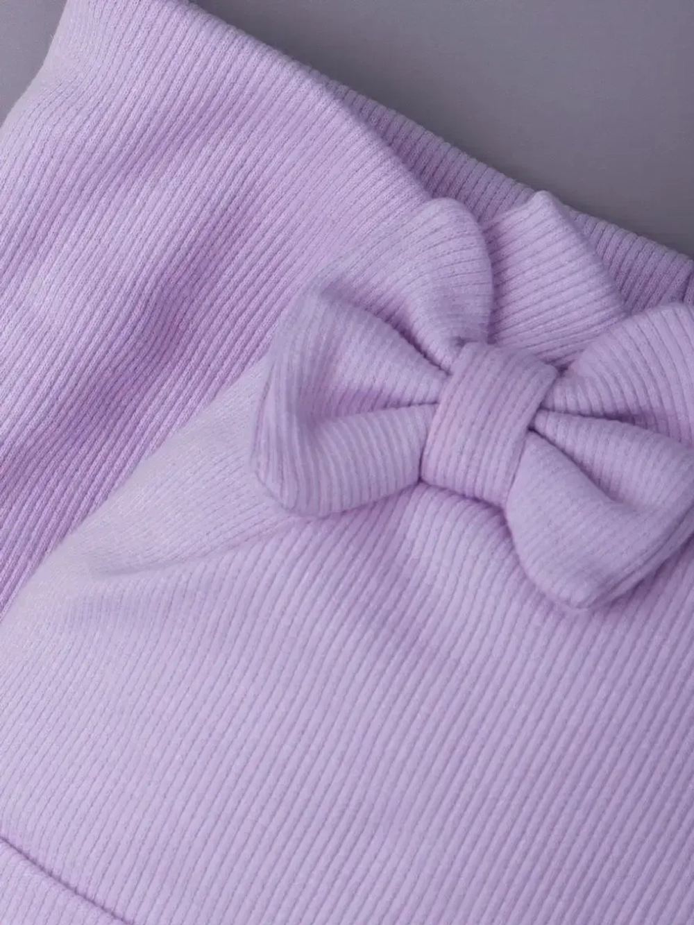 Шапка для девочки с ушками осенняя и снуд