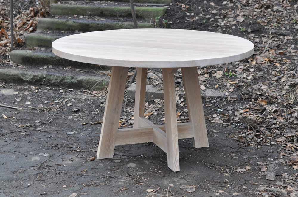 Стол обеденный model004 круглый