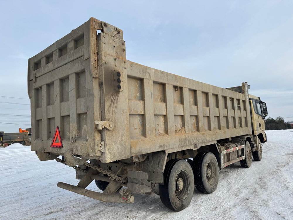 Shacman (Shaanxi) SX* 8x4 Самосвал SX33186T366T (Газ, 11,6 л, 375 л.с., МТ)