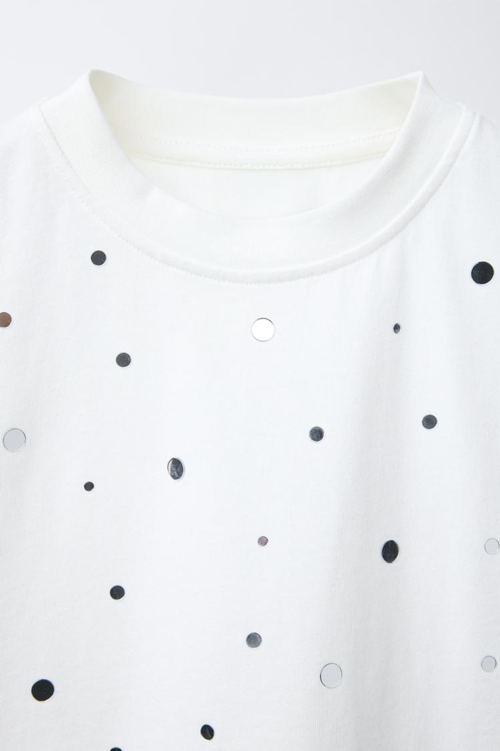 ZARA ФУТБОЛКА С АППЛИКАЦИЯМИ, БЕЛЫЙ