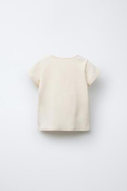 ZARA ФУТБОЛКА В РУБЧИК С ВЫШИВКОЙ «ЦВЕТЫ», ЭКРЮ