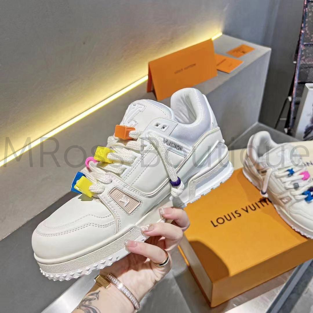 Кожаные белые кроссовки LV Trainer