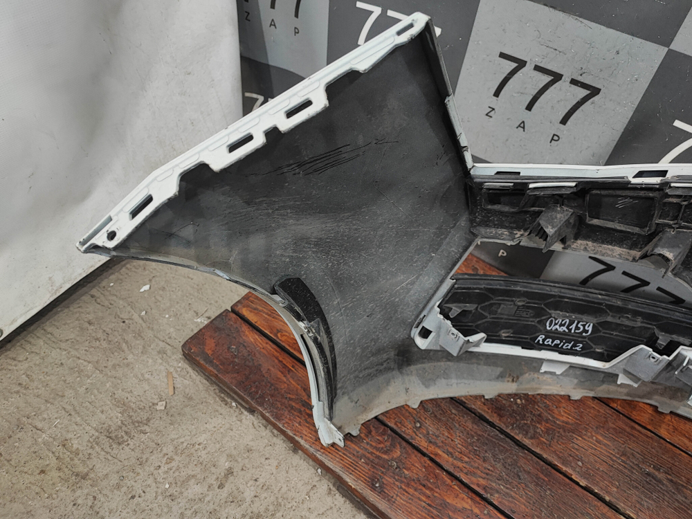 Бампер передний Skoda Rapid 2 20-нв Б/У Оригинал 60U807221M