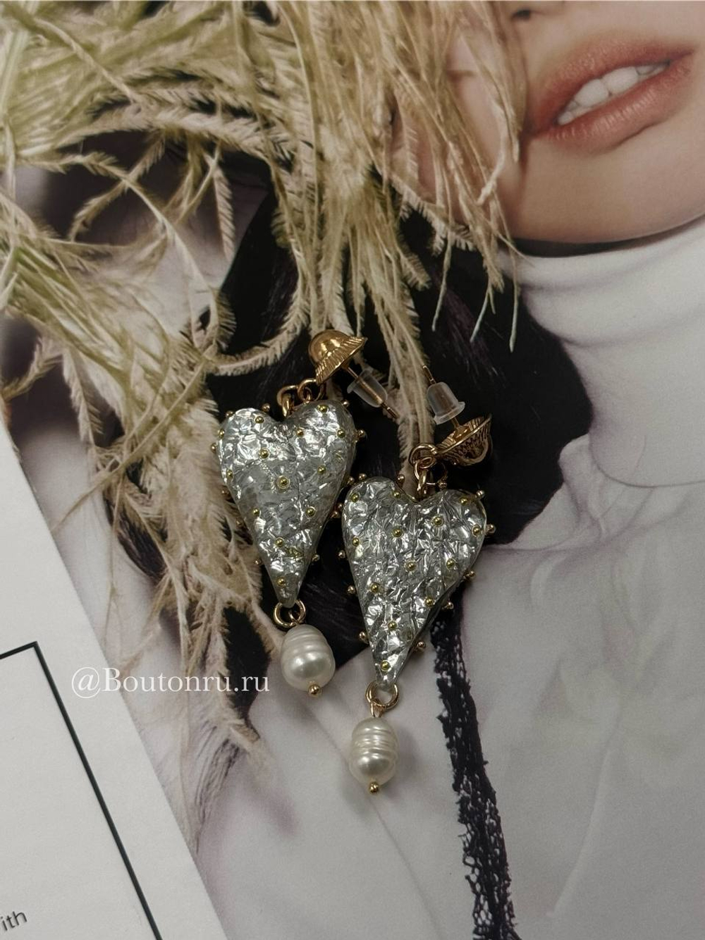 Серьги в форме "Сердца" прозрачные с подвесками из натурального жемчуга