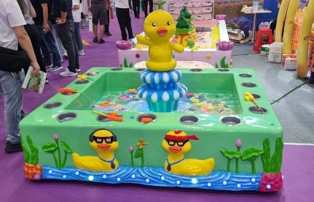 Рыбалка с фонтаном "Весёлые утята"