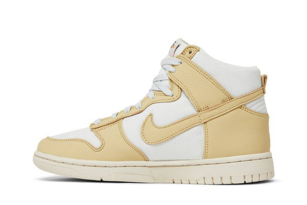 Кроссовки Nike Dunk Lx "Certified Fresh" (Женская размерная сетка)