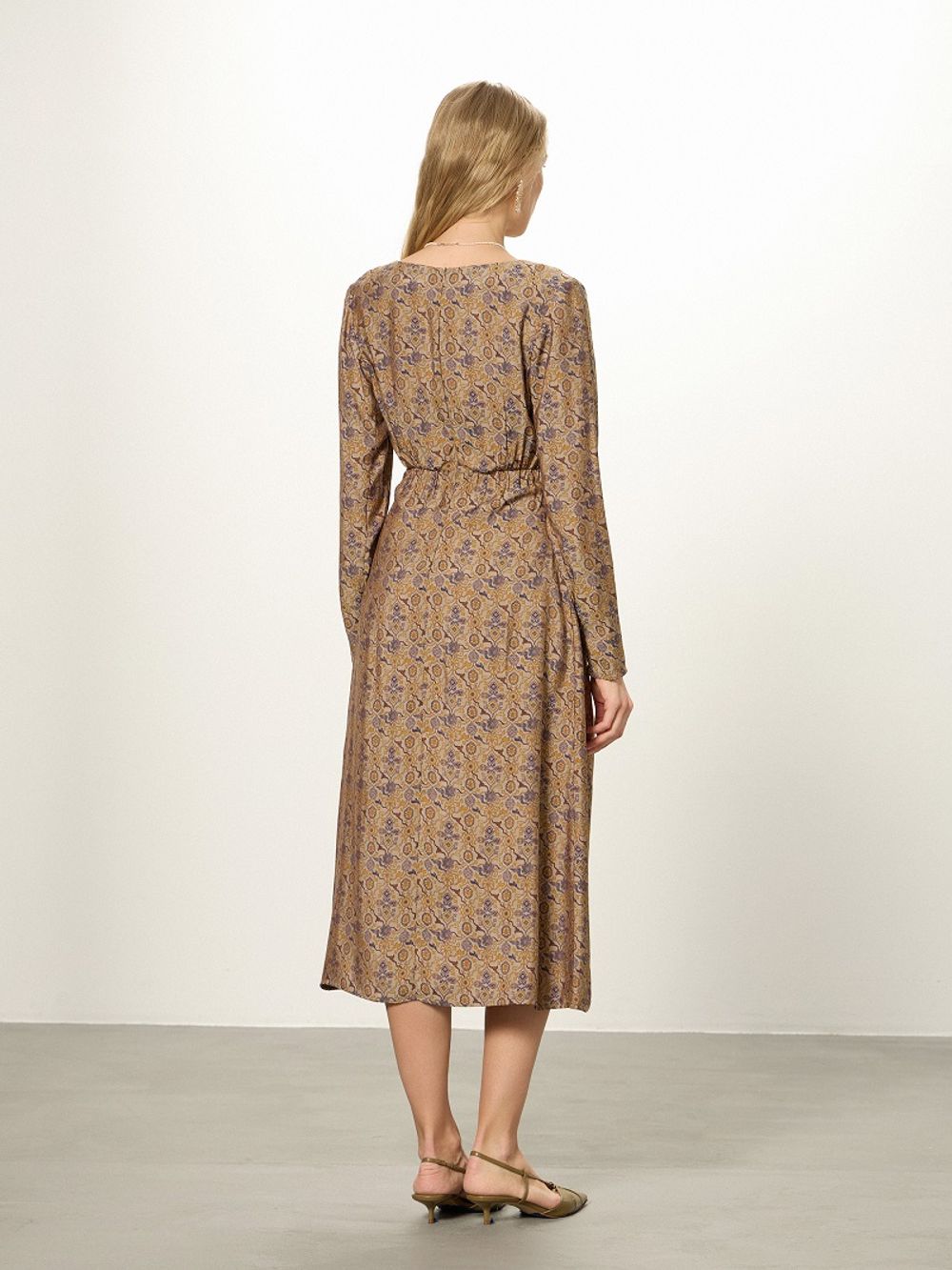 Платье Верона бежевая вискоза