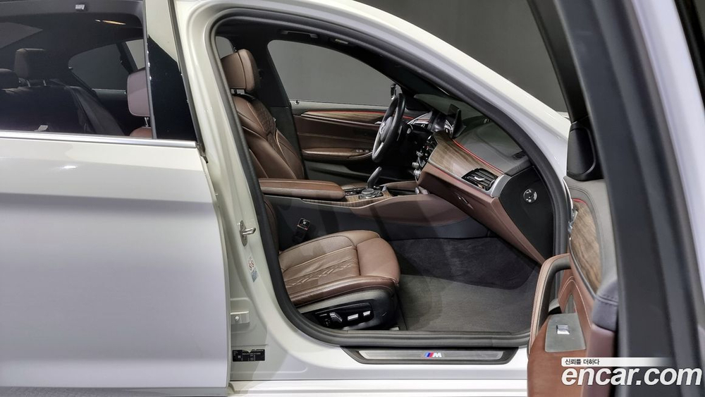 BMW 5 Series (G30) 530i M Sports Plus (11.2019)