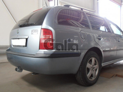 Фаркоп оцинкованный Galia S085A для Skoda Octavia I седан/универсал 1998-2004, Octavia Tour 2004-2010(паспорт и сертификат в комплекте)(без электрики)
