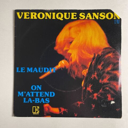 Винтажная виниловая пластинка LP Veronique Sanson Le Maudit, On M'attend La bas (France 1975) 7 дюймов, 45 RPM, Single