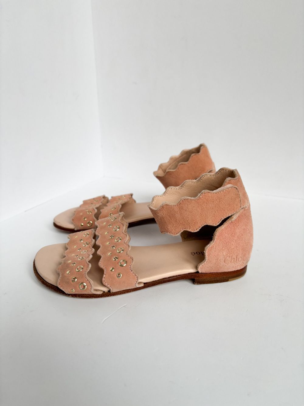 Замшевые босоножки Chloe, 28