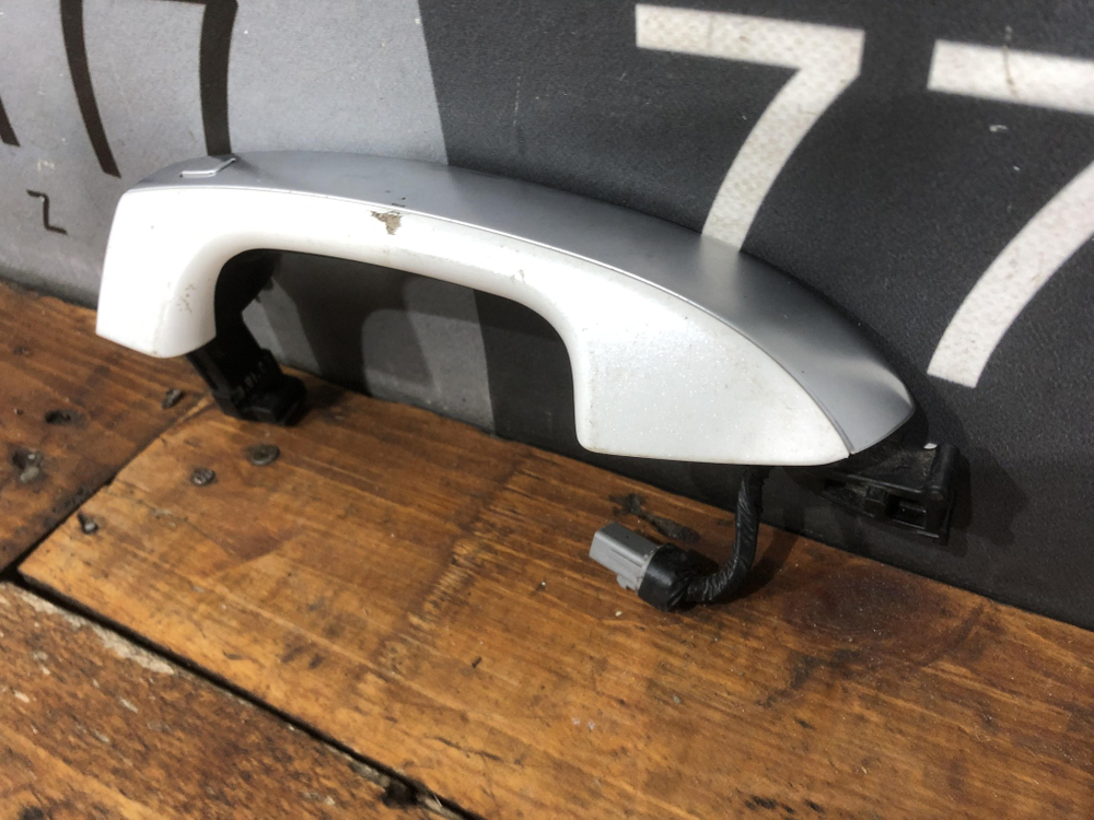 Ручка двери наружная левая Kia Stinger (CK) 17-нв Б/У Оригинал 82651J5200