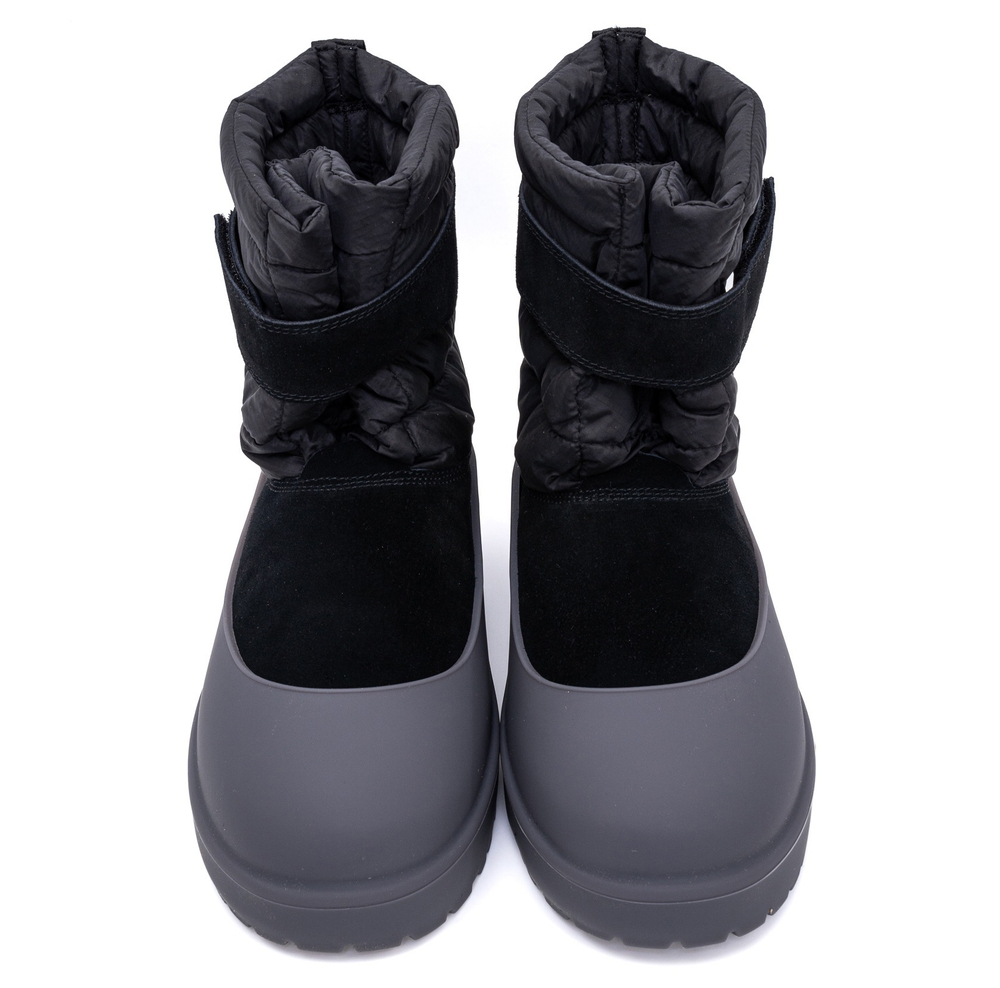 UGG Mens Classic Short Pull-On Black