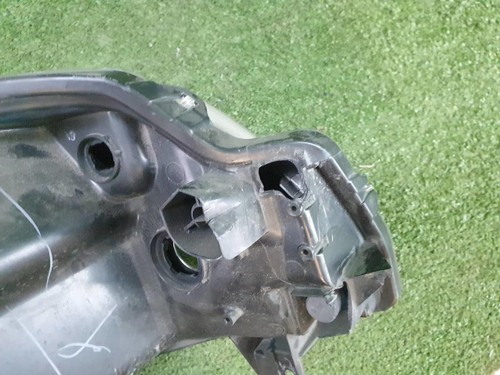 Битая Фара левая Suzuki Vitara 2 (2014-2019) галоген