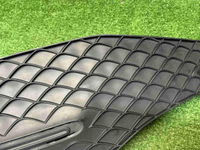 Решетка бампера правая Mercedes GLE V167 (18-24)