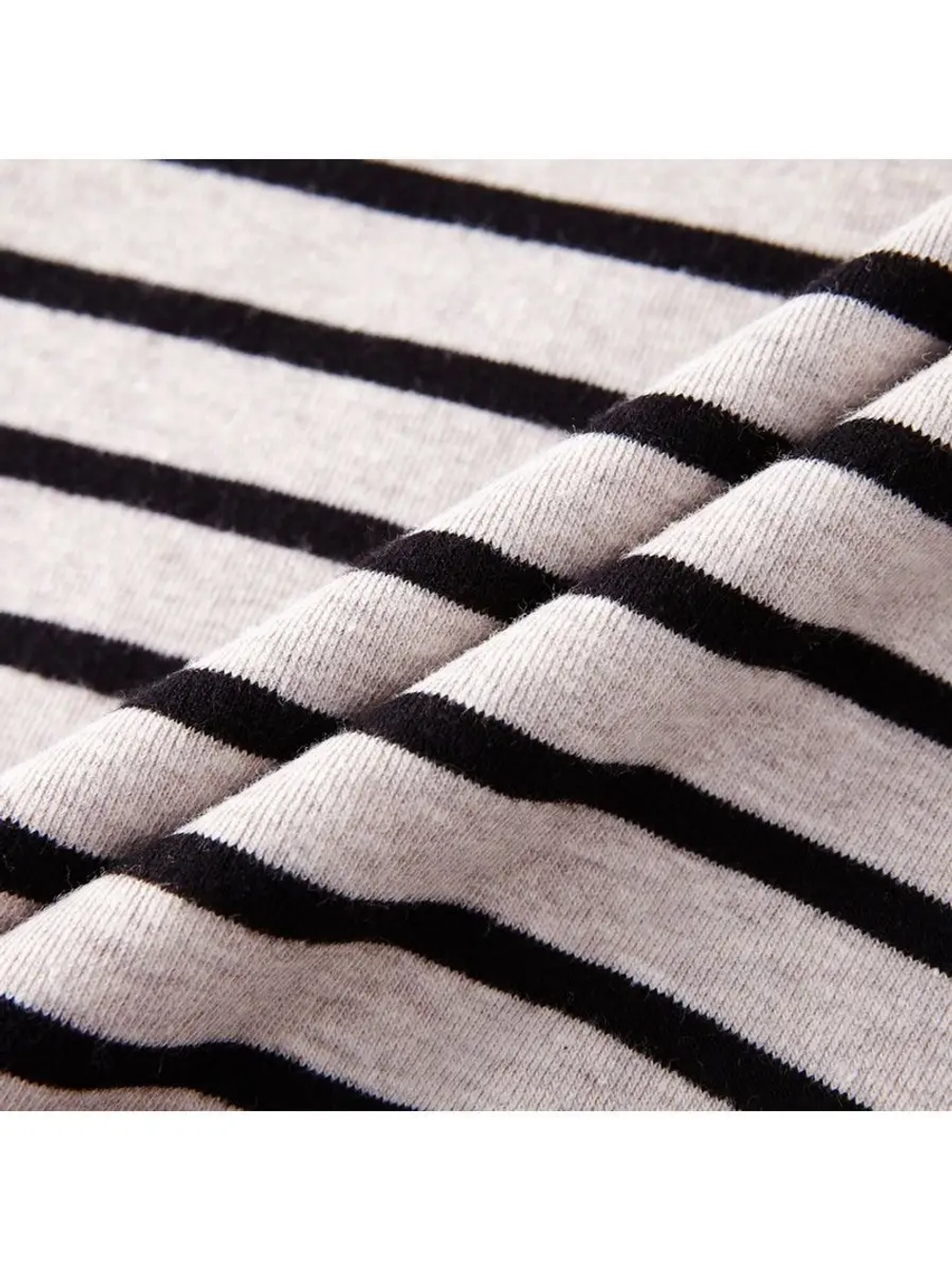 Лонгслив в полоску