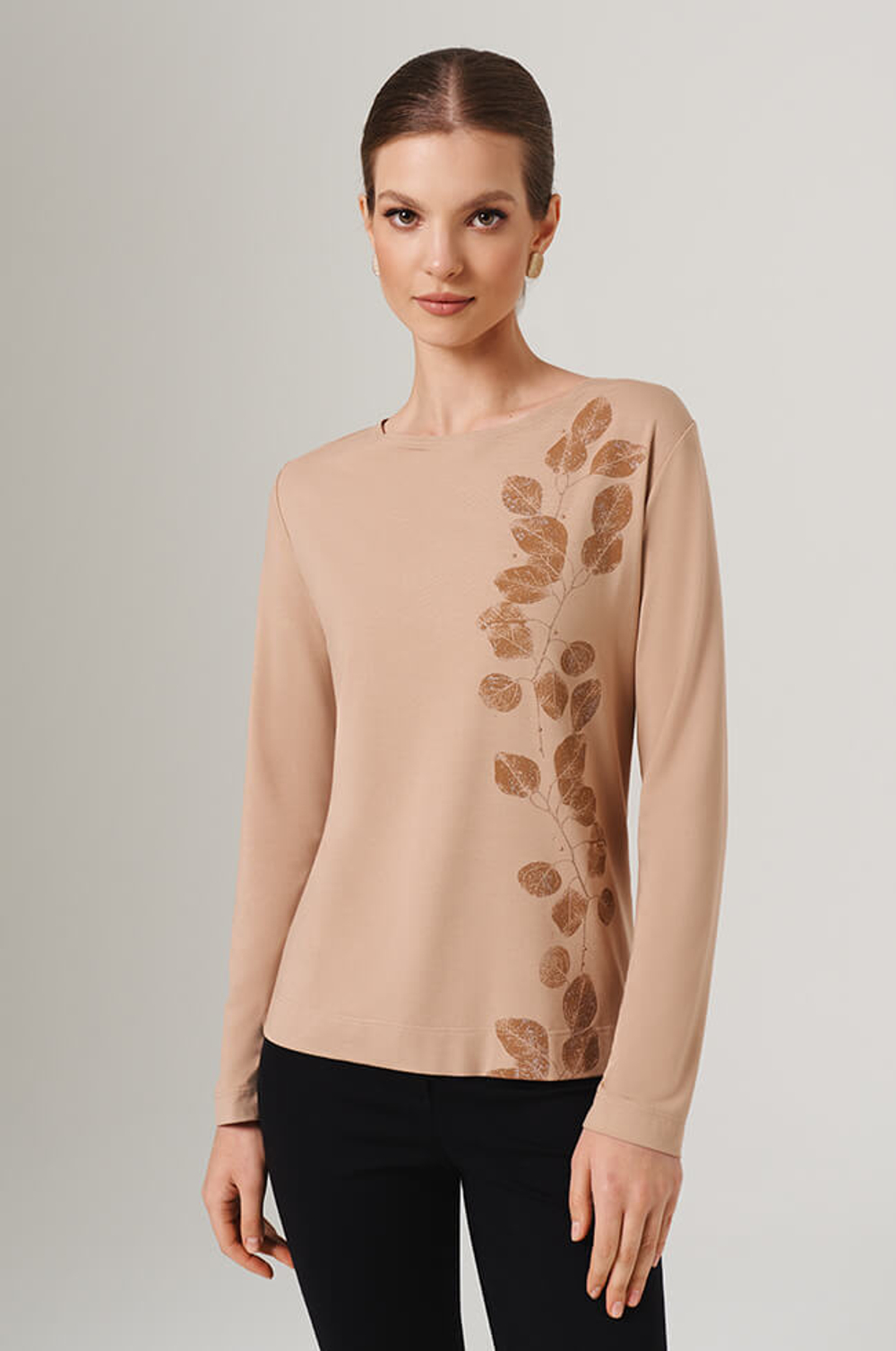 23121 Лонгслив женский (бежевый)