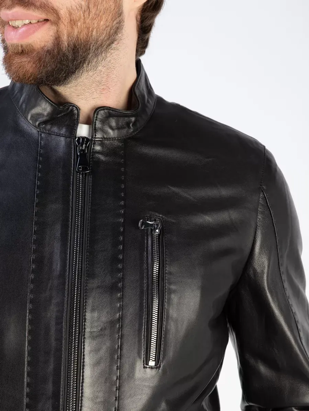 Кожаная куртка демисезонная